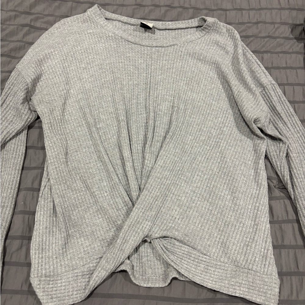 Paper Crane Light Gray Textured Knit Top -medium